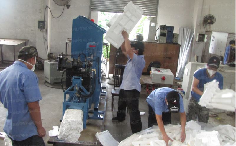 EPS泡沫壓實機(jī)使用方法